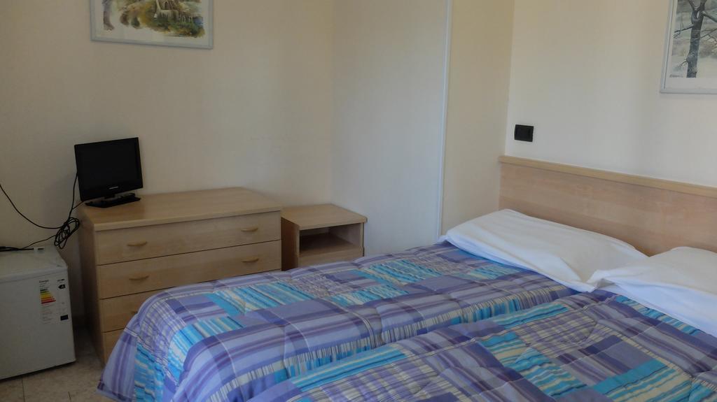 Hotel Dependance Montecatini Terme Ruang foto