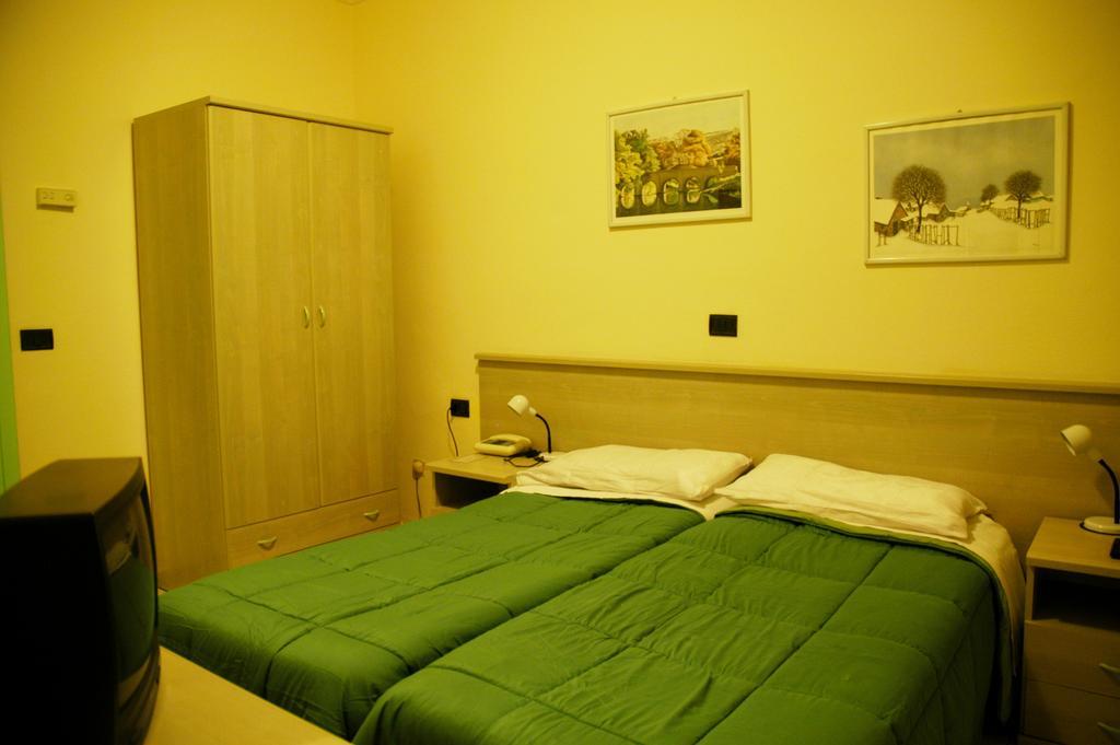 Hotel Dependance Montecatini Terme Bagian luar foto